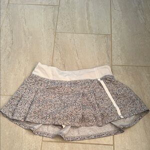 Lululemon Size 8 Run Skirt